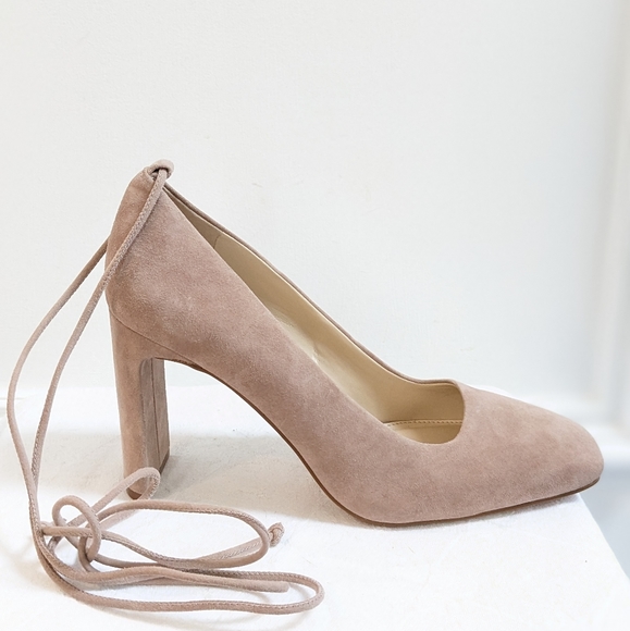 NWOT Vince camuto suede heels - Picture 8 of 16